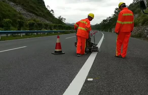 蘇州道路劃線公司施工水平要達到哪種標準？