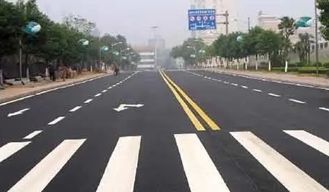 道路劃線標(biāo)準(zhǔn)尺寸？必須得到嚴(yán)格的遵守